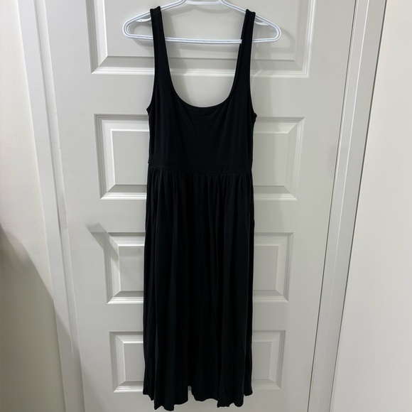 Wilfred - Black Market Midi Dress - Picture 2 of 4